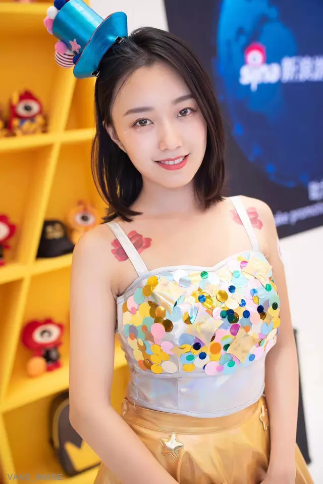 谁是2019ChinaJoy最美的ShowGirl？BOYATV带你靓丽大盘点！(图34)