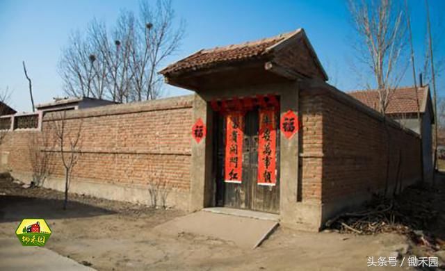 农村有房,城里还有房,那么多的房子,为啥有人还