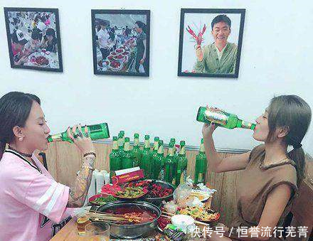 编辑来自青春不复:昨天晚上老爸又在外面喝醉了,一回来老妈赶紧端了一