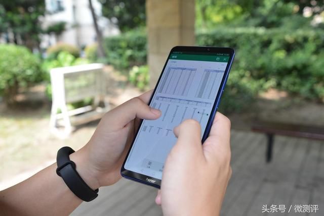 荣耀 Note10对比845全面屏旗舰,开学季购机建