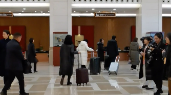 怀揣民意良策 肩负责任使命 北京市人大代表到驻地报到 怀揣民意良策 肩负责任使命 北京市人大代表到驻地报到