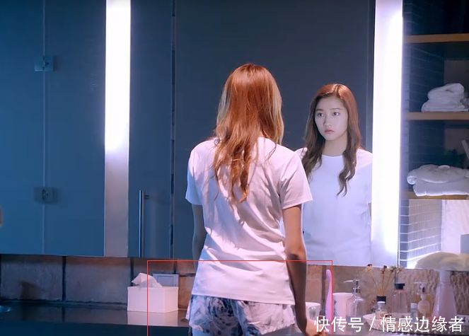 除了鞠婧祎穿三角裤在里面套安全裤,还有被称