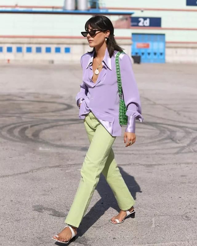 穿上白色高跟鞋的马思纯一定更美!