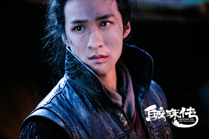 《鲛珠传》主演剧照 张天爱红裙魅惑(图)