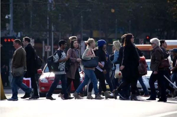 澳洲人口数量大爆炸!移民增长量创8年新高