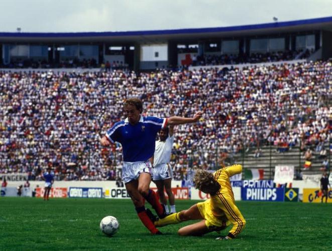 法国比利时大赛交锋史:两次世界杯交手,红魔均