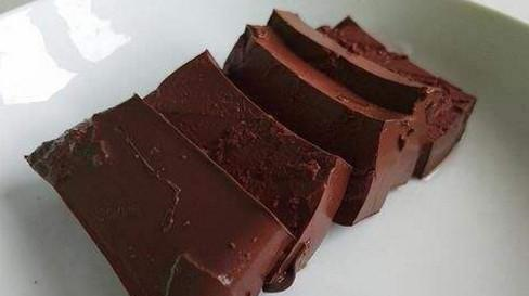 这4种人工合成的垃圾食品,生活中很常见,我们