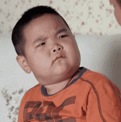 搞笑gif:我不仅穿上了衣服,而且还脱下了裤子!