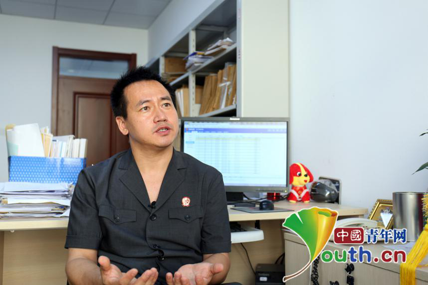 八年经手上万案件 他让公正从 八年经手上万案件 他让公正从