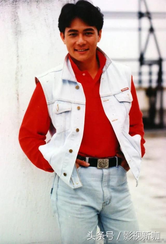 他曾在TVB打工19年,演技好就是不红,今55岁却