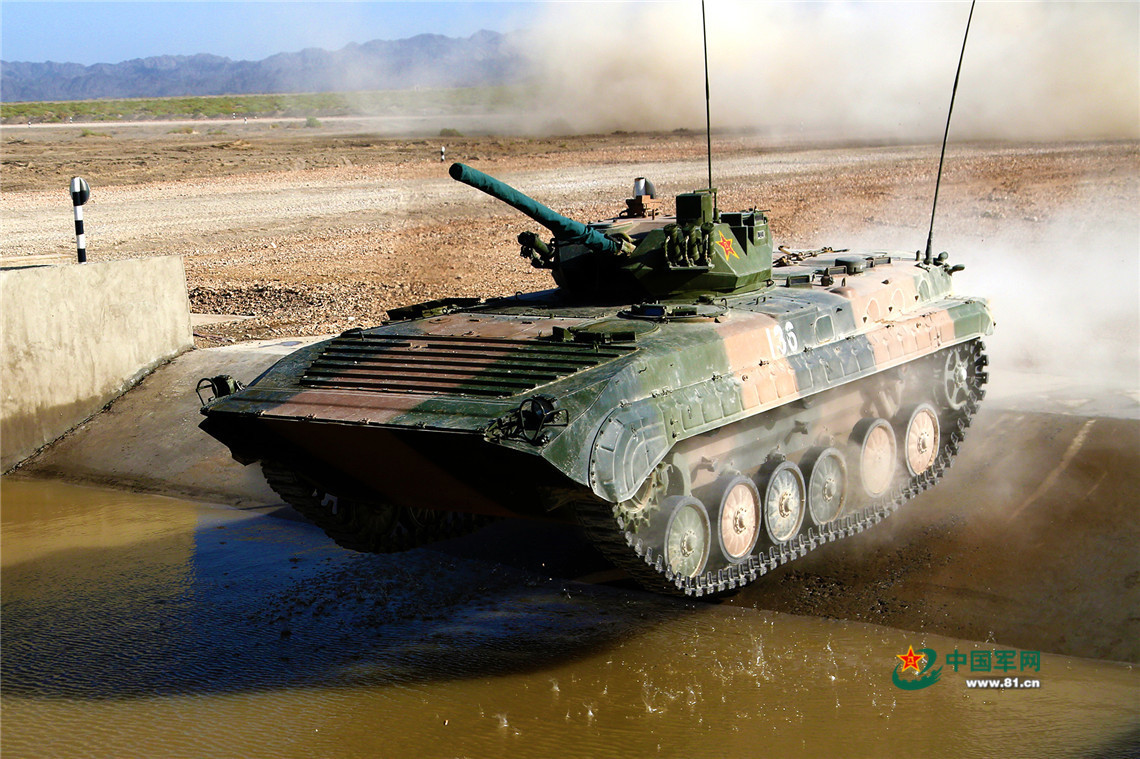 战车突击 走进“苏沃洛夫突击”步战车备赛现场 战车突击 走进“苏沃洛夫突击”步战车备赛现场