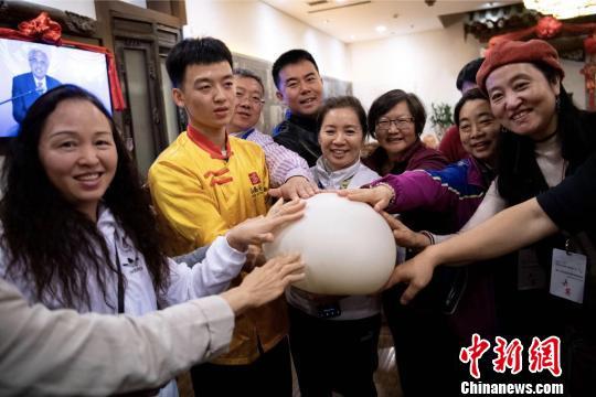 22位世界华文媒体高层代表感知内陆山西(图3) 22位世界华文媒体高层代表感知内陆山西(图3)