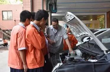 发挥资源优势 推进精准扶贫--广州市工贸技师学