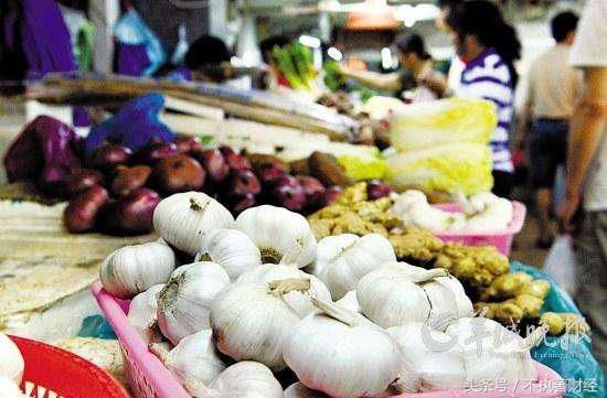 炒房不如炒蒜?蒜价狂跌九成带来啥启示?