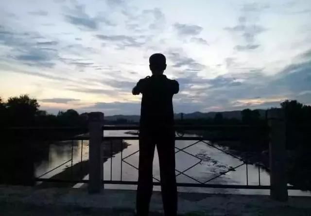 太极桩功:养生又出功夫!站起来!