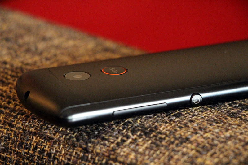 了它人人都能成为外交官?科大讯飞翻译机上