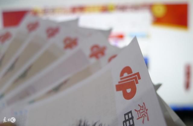 双色球单注中100万以上者,需要先开具中奖证明