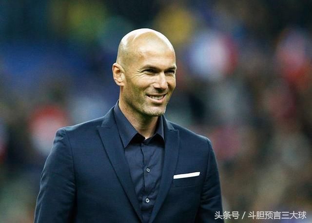 球历史上第一人生大赢家!他让贝利、齐达内、