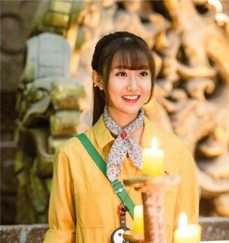 年,参演《校花的贴身高手Ⅱ》在剧中饰演身怀绝技,古灵精怪的郁小可