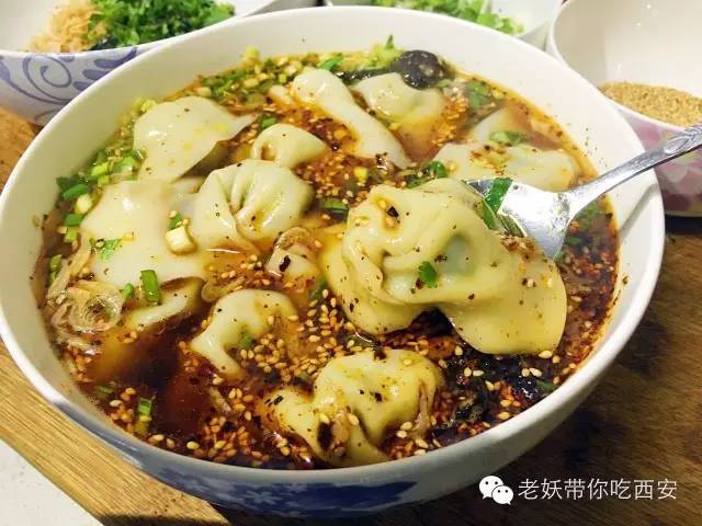 妖家私房--家庭小黑暗料理,香菜猪肉酸汤大馄饨 妖家私房--家庭小黑暗料理,香菜猪肉酸汤大馄饨