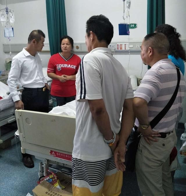 小马UU平台公益圈给患病的会员家属送去爱