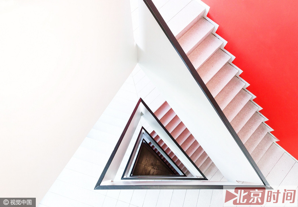 Romina Kutlesa拍摄的楼梯。