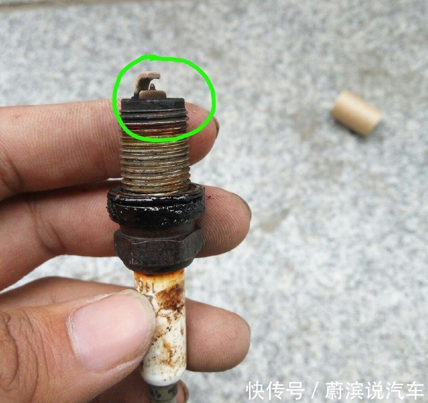 帕萨特加速无力、怠速抖动,车主才换半年的火