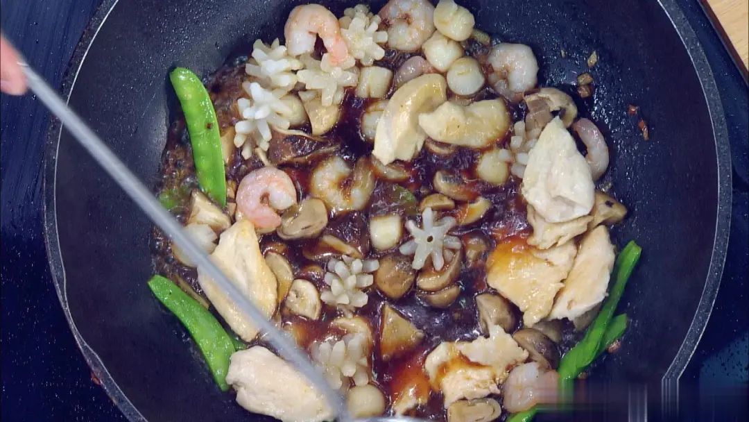 暖暖大厨教您在家烹制健康美食八珍豆腐_北京时间