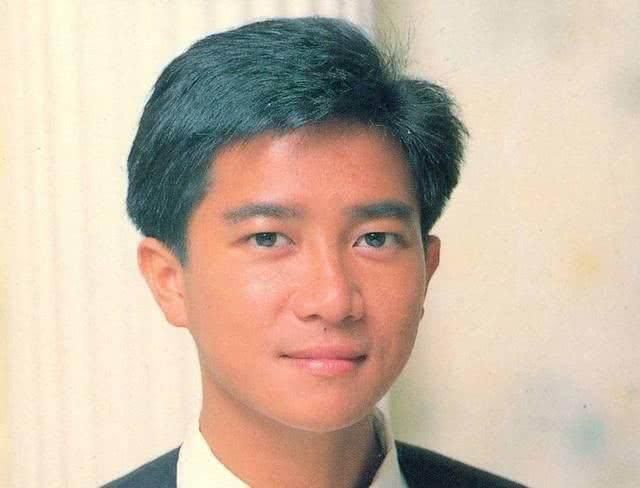 唱粤语歌更好听的十位歌手,张国荣第二,张学友