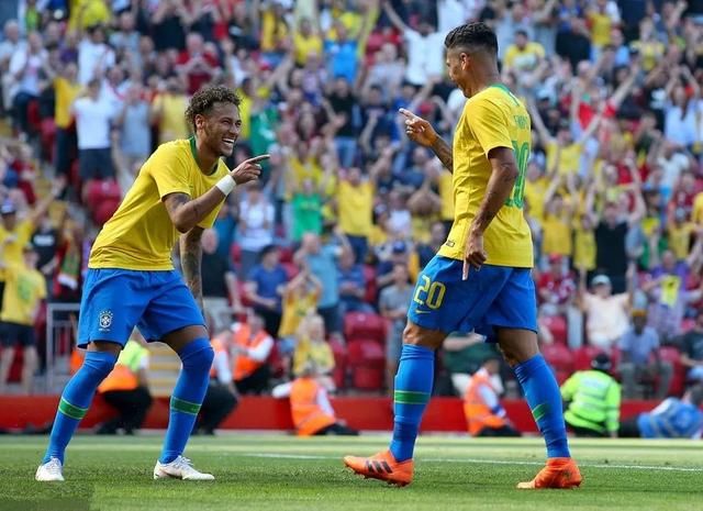 世界杯霸气!内马尔复出就进球,五星巴西今晨热