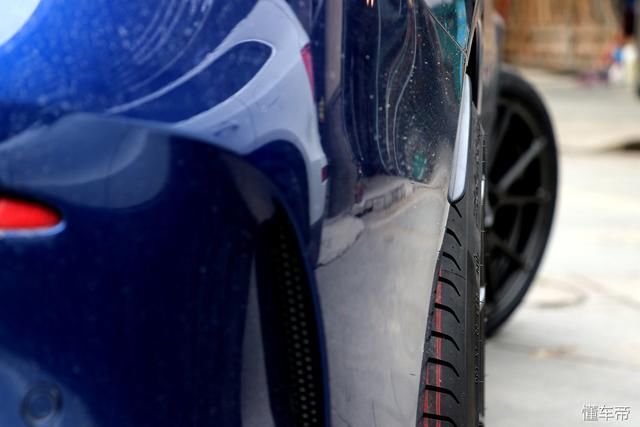 新提的2018奔驰C200 Coupe改19寸Vorsteine