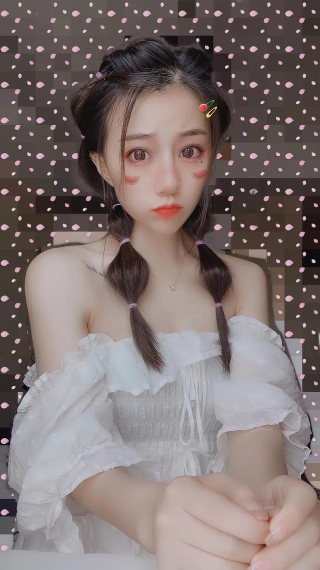 百变女神网络红人Mermaid小小美给你不一样的爱(图3) 百变女神网络红人Mermaid小小美给你不一样的爱(图3)