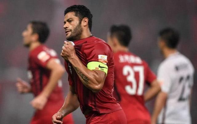 武磊胡尔克埃尔克森进球 上海上港欧洲拉练热