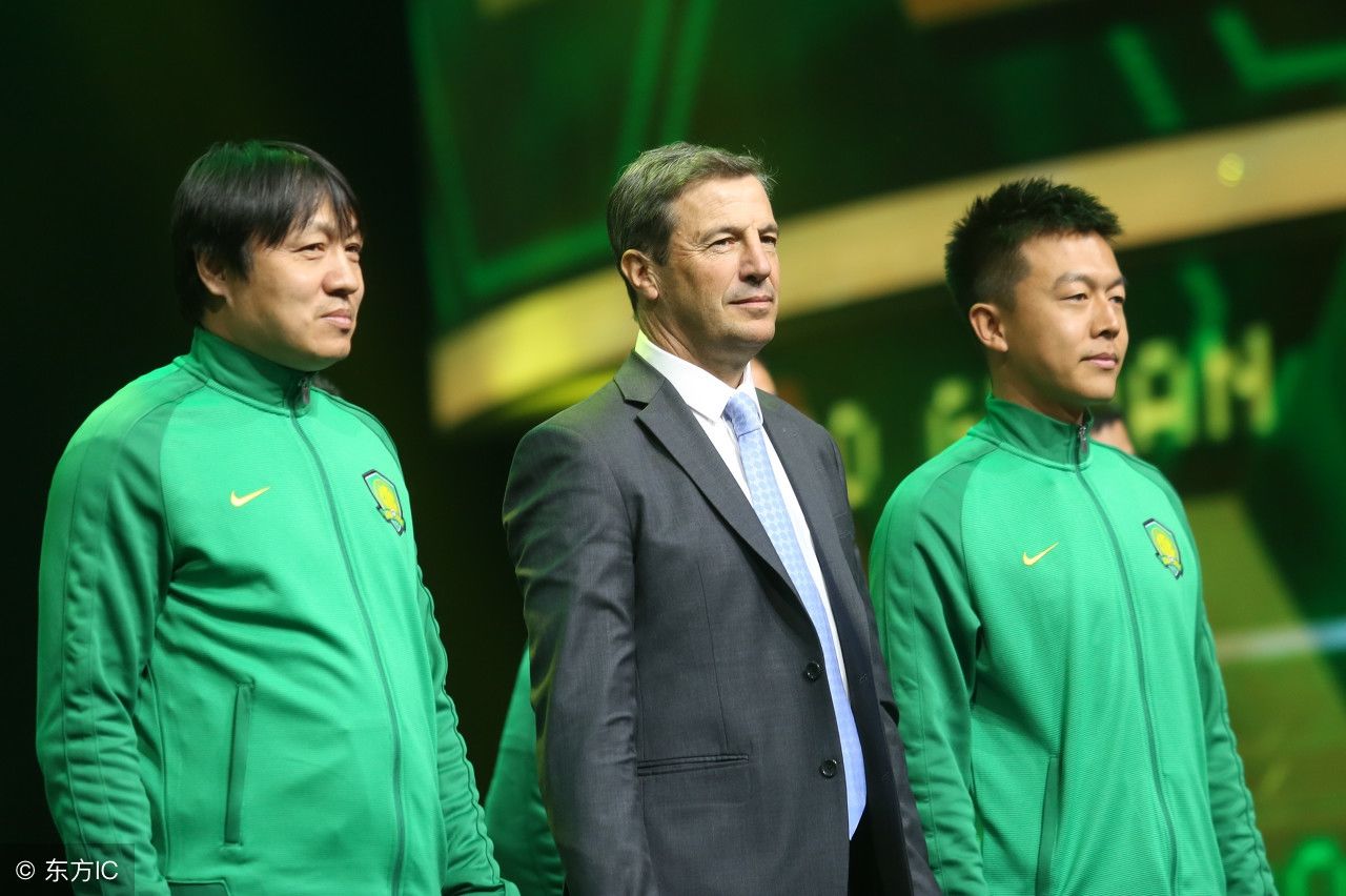 为什么当初杨晨在国安连主力都不是,反而到了