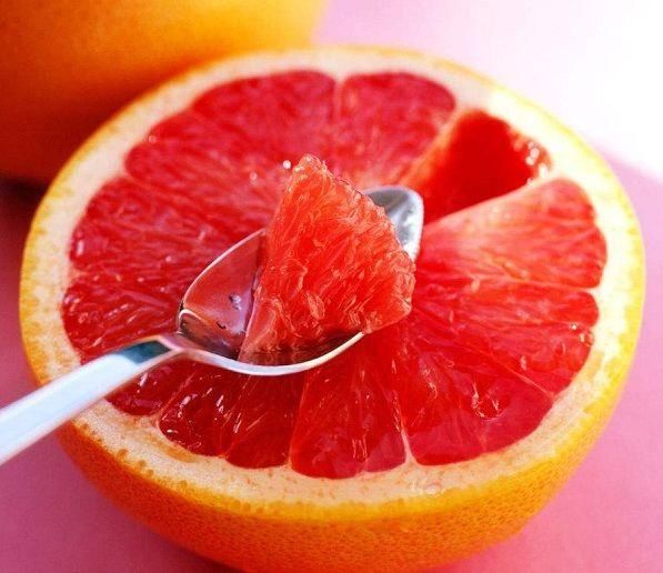 癌细胞最怕的三大抗癌水果,老中医天天吃,城里