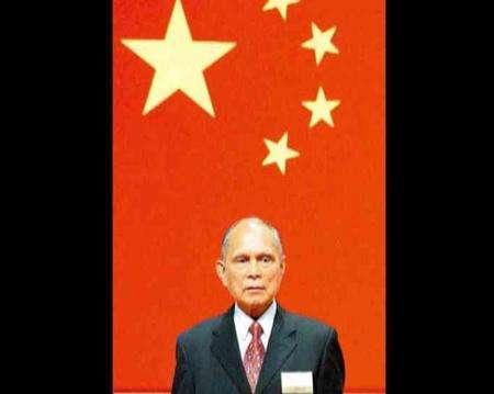 他在香港的地位及声望比以李嘉诚为首的四大家