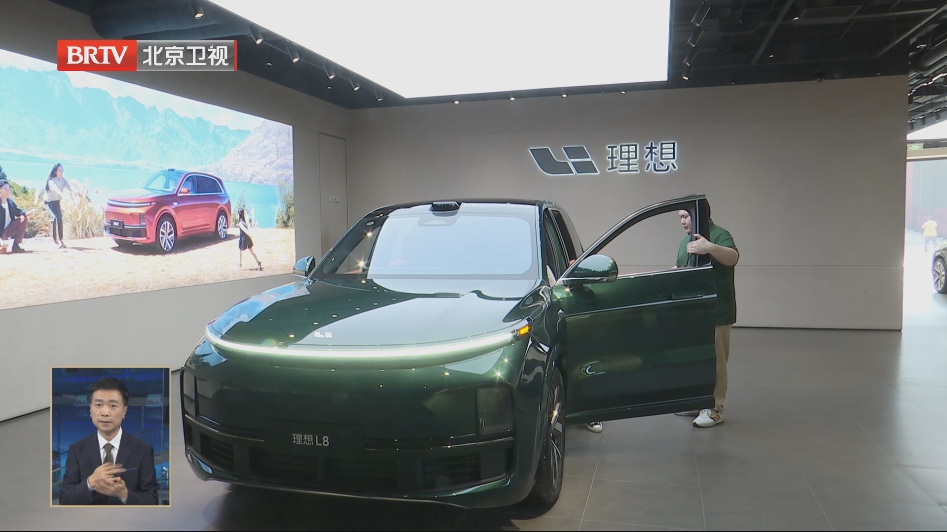 市场消费稳步恢复 消费拉动经济增长基础性作用明显 市场消费稳步恢复 消费拉动经济增长基础性作用明显