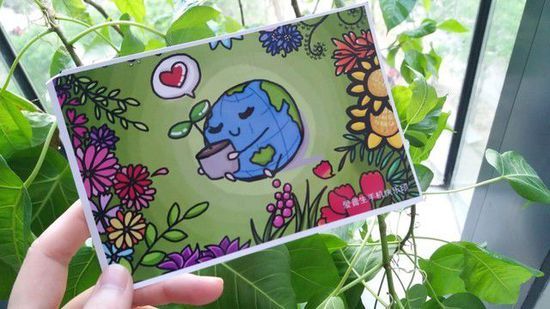 作为伴手礼的地球日主题明信片