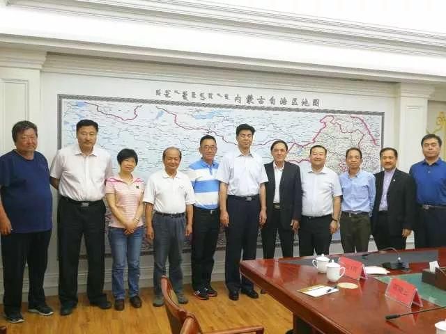 司法厅党委委员、巡视员何流明带队赴内蒙古慰