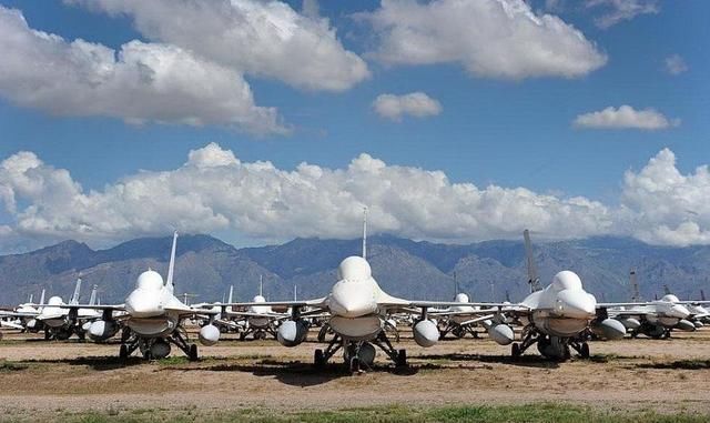 美国空军实力世界最强毋庸置疑,光扔的垃圾完