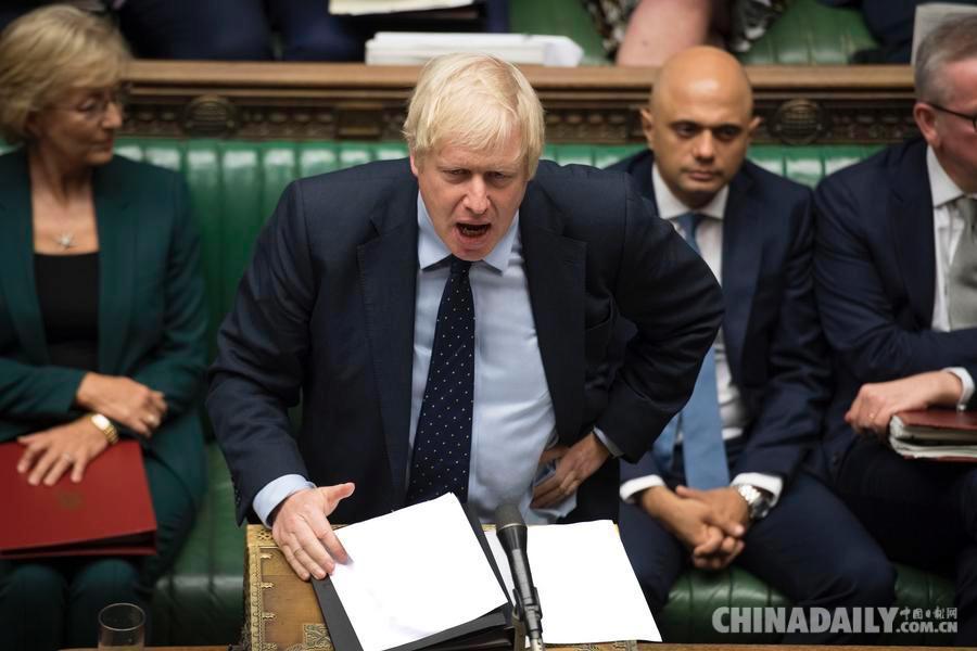 英国首相议会受重挫后亮底牌：你们胆敢延迟“脱欧” 我就考虑提前大选