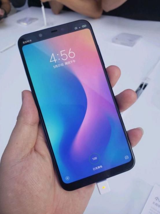 小米8开售首日火爆,全国米粉为之疯抢,但是却