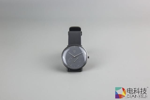 小米石英表:不锈钢双表盘真皮表带,雷军的西铁