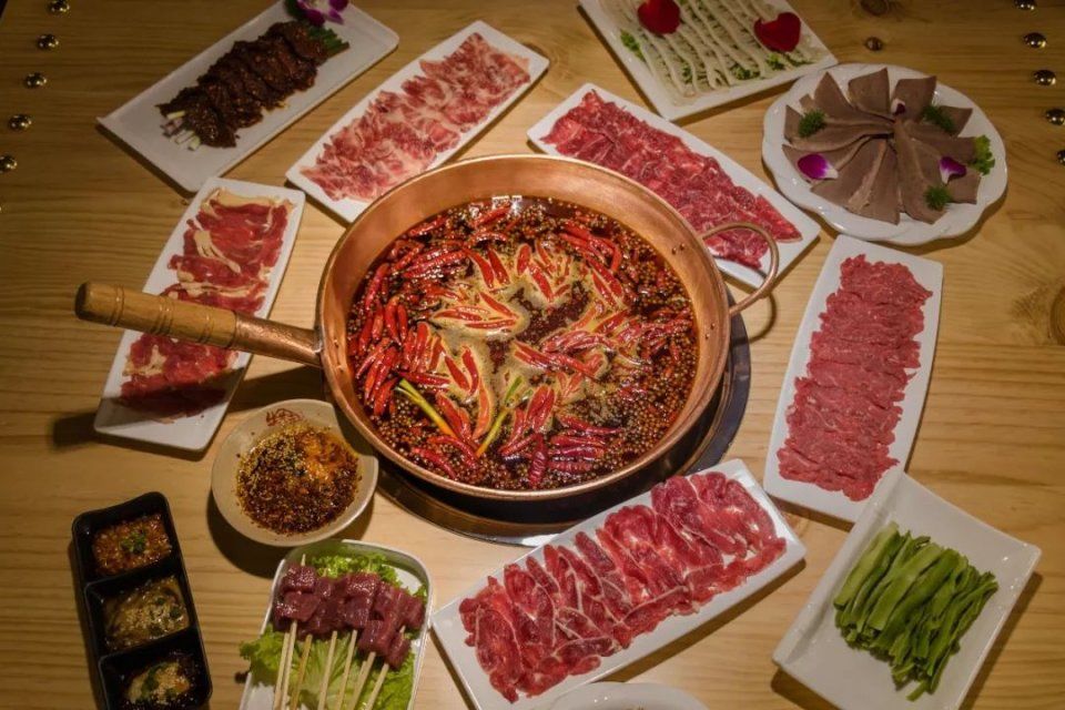 9元抢牛莽莽全牛火锅店100元代金券~周末节假日通用!