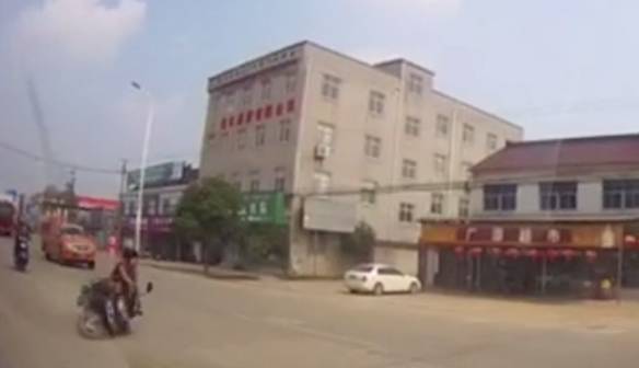 “无接触担责”会让所有司机感到不安 “无接触担责”会让所有司机感到不安