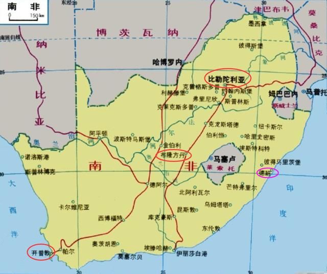 而我们在看南非共和国的资料时,在首都一项上我们会看到三个城市,分别