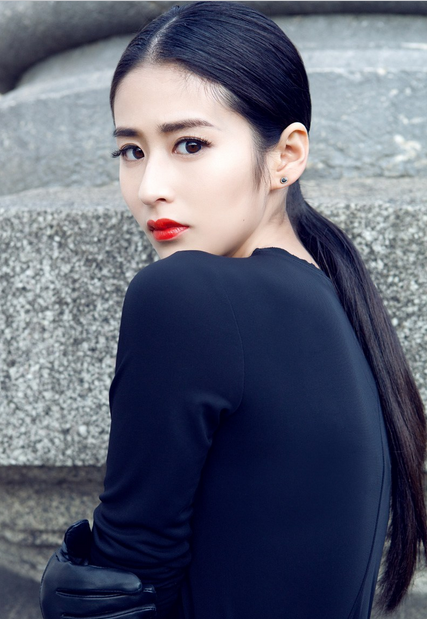 杨幂刘诗诗都讨厌的女星,有着强大后台,但就是