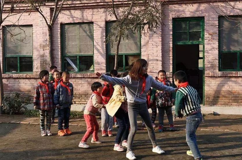 9分进面试零淘汰乡村教师招考遇冷,如何支