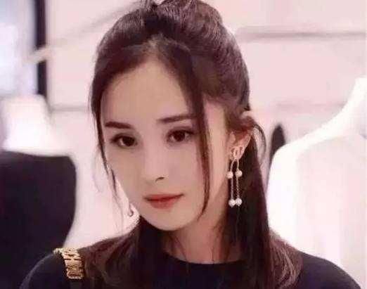 杨幂留空气刘海baby梳脏辫, 年龄25+该用哪些