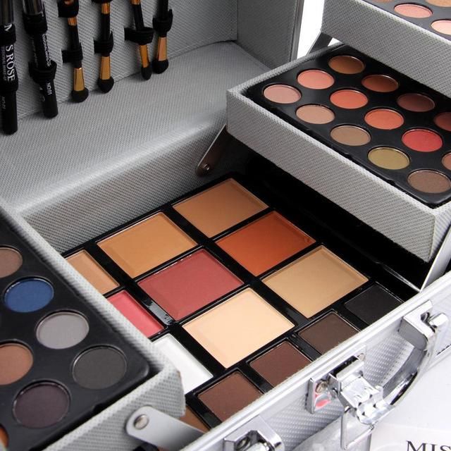 为什么专业化妆师都不喜欢用韩国化妆品